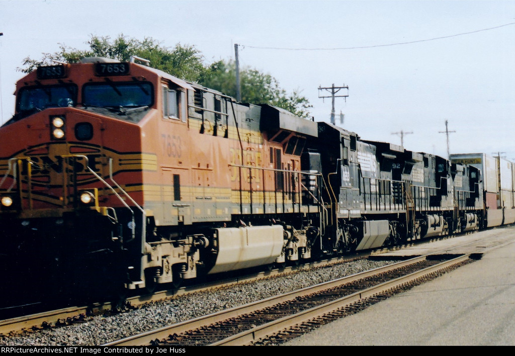 BNSF 7653 West